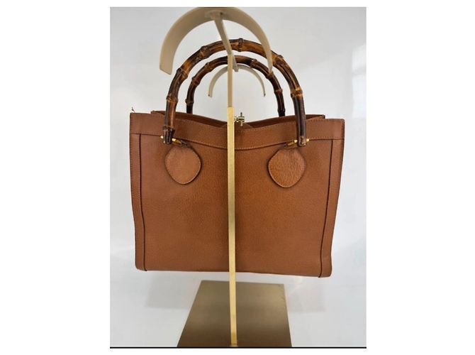 Borsa a mano Gucci Diana in pelle marrone - vista 5