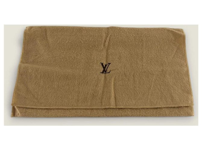 Pochette Accessoires Epi rossa Louis Vuitton Rosso - vista 14