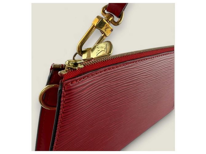 Pochette Accessoires Epi rossa Louis Vuitton Rosso - vista 6