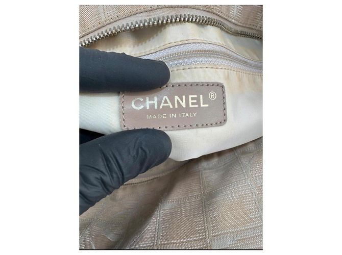 Borsa a spalla Chanel in tela e pelle 258 Beige - vista 13