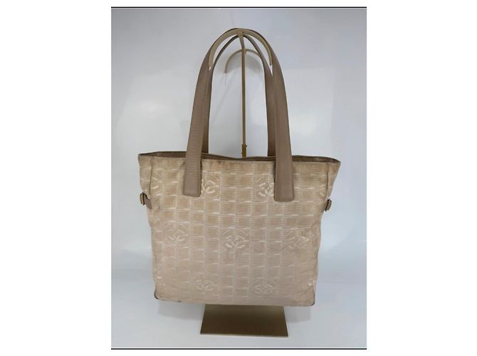 Borsa a spalla Chanel in tela e pelle 258 Beige - vista 3