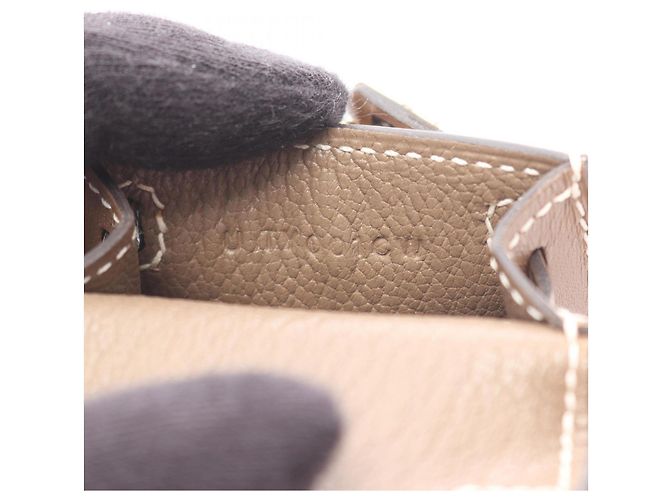 Accessorio Charm Twilly Kelly di Hermès Marrone Taupe - vista 5