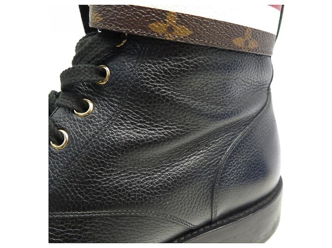 BOTAS DE COMBATE LOUIS VUITTON WONDERLAND 39.5 BOTAS RANGERS Negro - vista 11