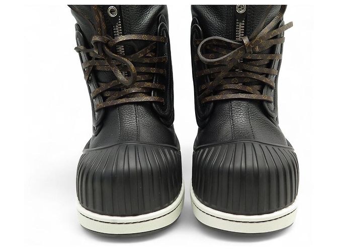NUEVAS BOTINES LOUIS VUITTON 1A8C08 SLALOM FLAT HALF BOOTS MONOGRAM 40 NIEVE Negro - vista 4