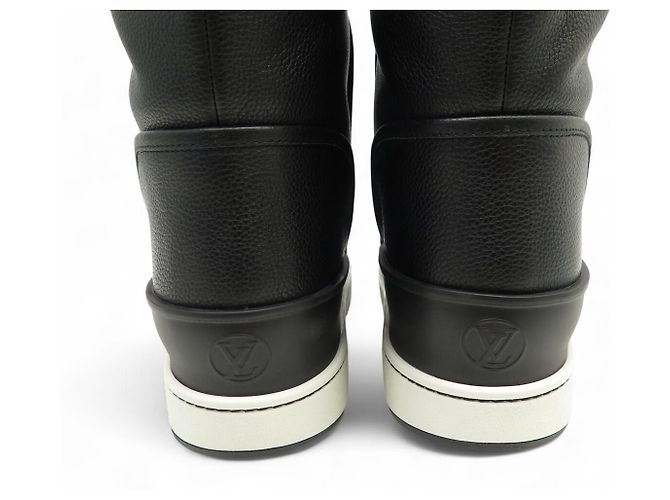 NUEVAS BOTINES LOUIS VUITTON 1A8C08 SLALOM FLAT HALF BOOTS MONOGRAM 40 NIEVE Negro - vista 5