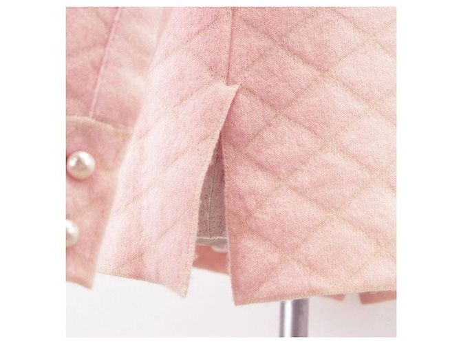 Chaqueta de seda de cachemira matelassé de Chanel Rosa Beige - vista 17