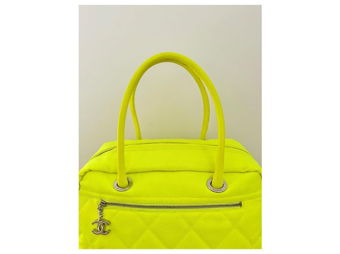 Borsa Duffle Gialla Fluo Chanel Giallo - vista 12