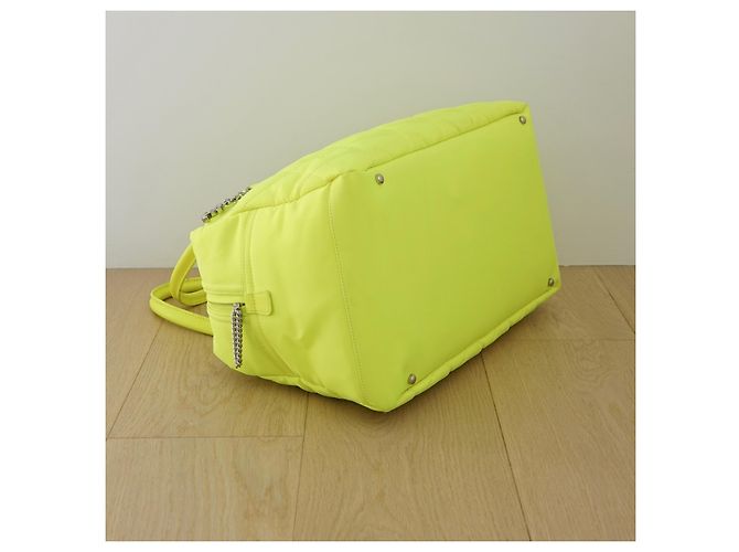 Borsa Duffle Gialla Fluo Chanel Giallo - vista 8