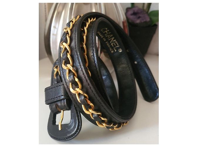 Cintura Vintage Senza Tempo di Chanel Nero D'oro - vista 3
