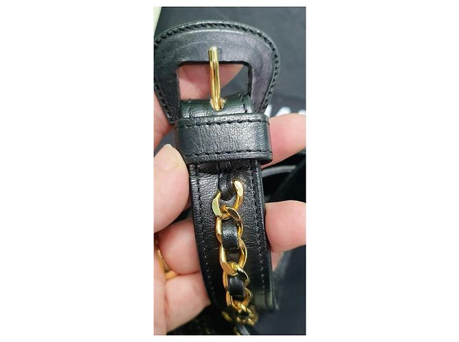 Cintura Vintage Senza Tempo di Chanel Nero D'oro - vista 7