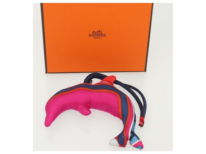 Portachiavi Dolphin Petit H in seta di Hermès Porpora - vista 7