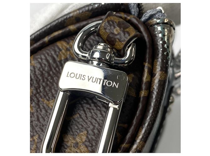 Portachiavi Mini Keepall Metallico Specchio Donna Louis Vuitton Marrone Monogramma - vista 9