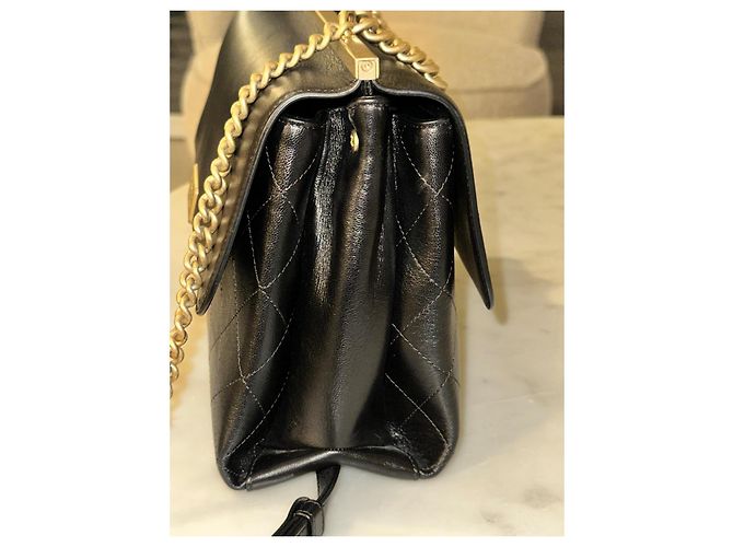 Borsa Chanel in pelle liscia nera con chiusura CC dorata Nero - vista 9