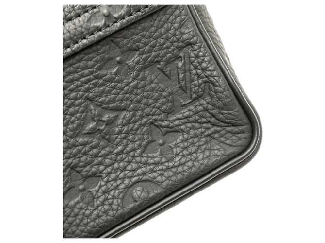 Mini-Handtasche/Schultertasche Pico S-Lock aus Taurillon Monogram von Louis Vuitton Schwarz - Ansicht 4