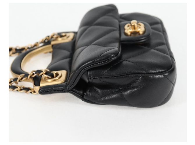 Chanel Lady Handle Klappkartenhalter aus gestepptem Kalbsleder mit Kette Schwarz - Ansicht 3