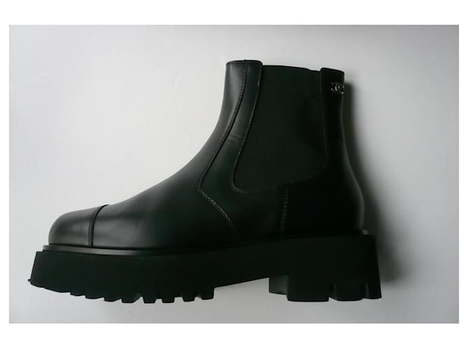 Chanel / Botas Chelsea con Logo CC Interconectado 41 Negro - vista 5