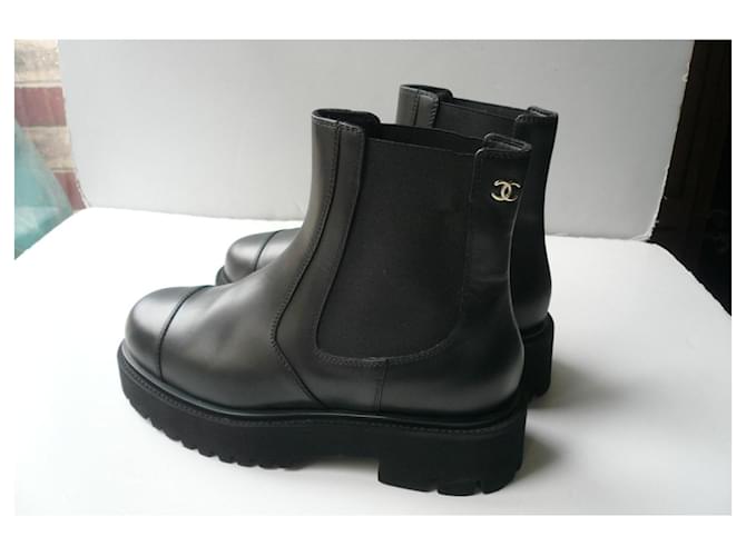 Chanel / Botas Chelsea con Logo CC Interconectado 41 Negro - vista 6