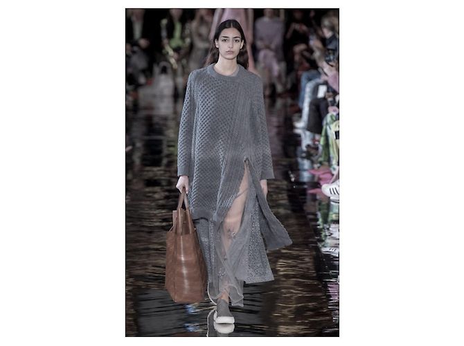 Stella Mc Cartney Saia de tule e renda com pérolas Isabella da Stella McCartney Cinza - vista 3