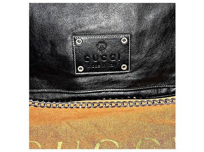 Gucci Handtasche aus schwarzem gewaschenem Kalbsleder - Ansicht 2