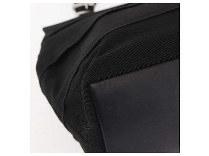 Borsa a mano Vala in tela nera e argento di Salvatore Ferragamo Auth 143256 Nero - vista 11