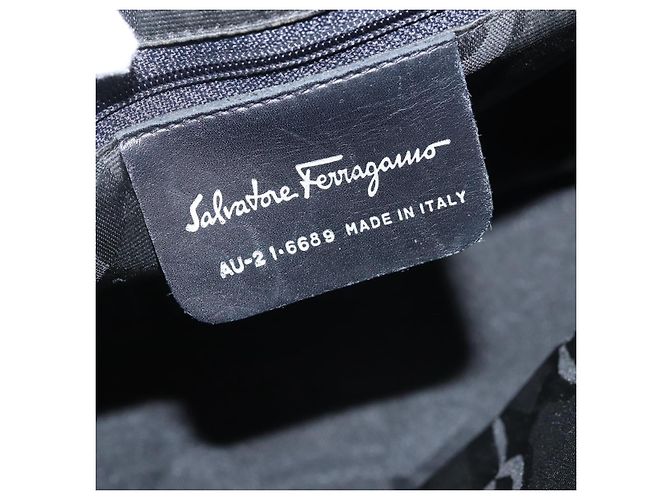 Borsa a mano Vala in tela nera e argento di Salvatore Ferragamo Auth 143256 Nero - vista 16