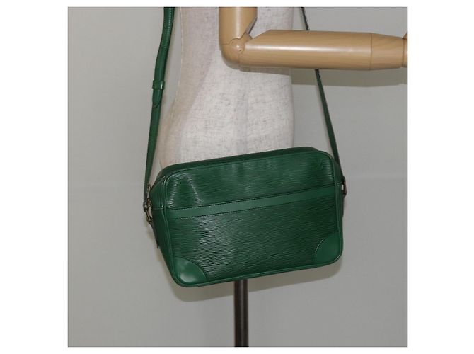 LOUIS VUITTON Bolso de Hombro Epi Trocadero 27 Verde M52314 LV Auth BA6259 - vista 23