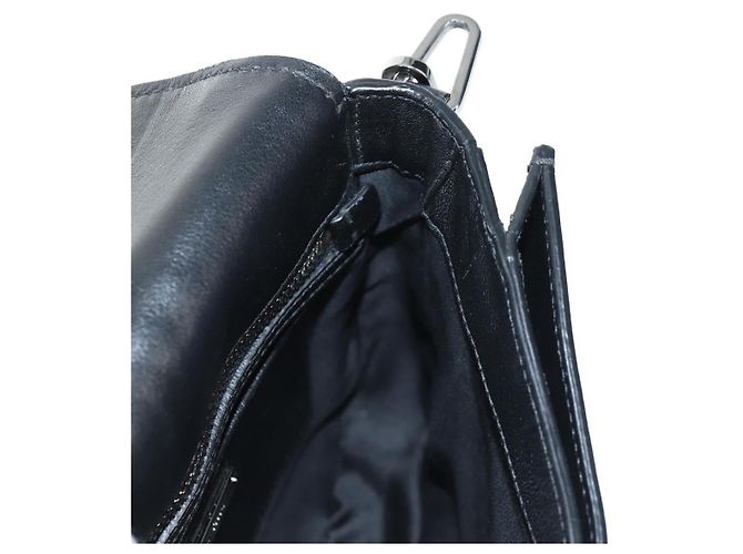 Miu Miu Ketten-Schultertasche aus Leder Schwarz Silber Auth 138395V - Ansicht 25