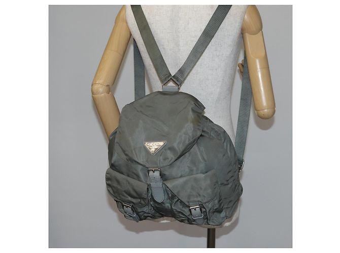 PRADA Rucksack aus Nylon grün silber authentisch 141751 - Ansicht 25