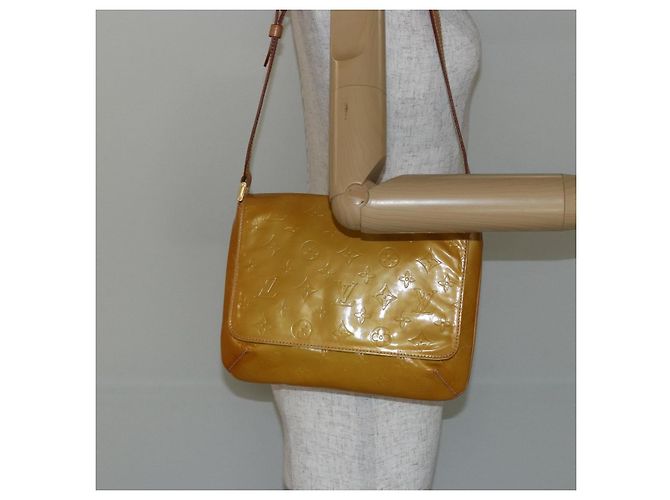 LOUIS VUITTON Borsa Thompson Street Monogram Vernis Beige M91301 LV Auth 143121 - vista 21