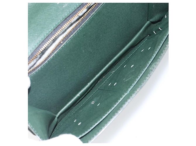 LOUIS VUITTON Pochette Kourad in Taiga Borsa Clutch Épicea M30194 LV Auth th6361 - vista 16