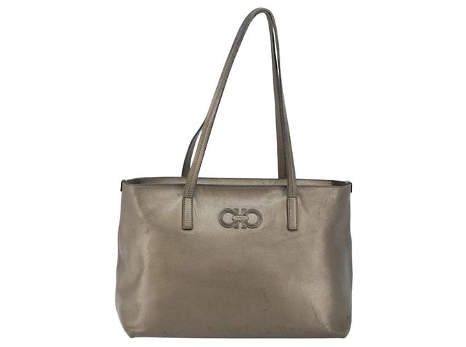 Bolsa Tote Gancini de couro bege e prata da Salvatore Ferragamo Auth hk2986 - vista 2