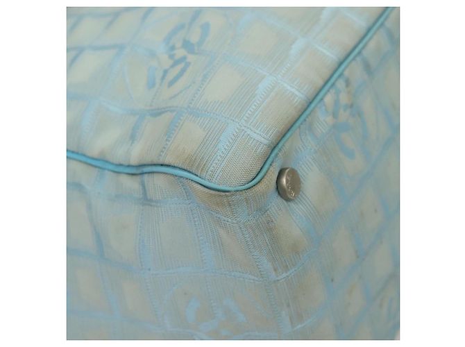CHANEL Neue Reisetasche aus Nylon Hellblau Silber CC Auth 133486 - Ansicht 10