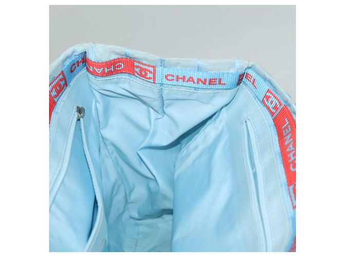 CHANEL Neue Reisetasche aus Nylon Hellblau Silber CC Auth 133486 - Ansicht 17