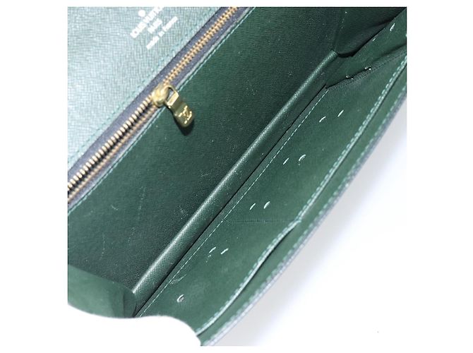 LOUIS VUITTON Pochette Kourad in Taiga Borsa Clutch Épicea M30194 LV Auth th6319 - vista 10