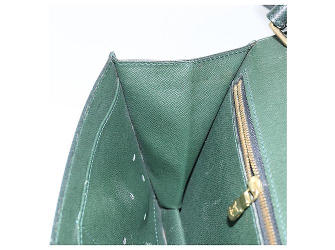 LOUIS VUITTON Pochette Kourad in Taiga Borsa Clutch Épicea M30194 LV Auth th6319 - vista 20