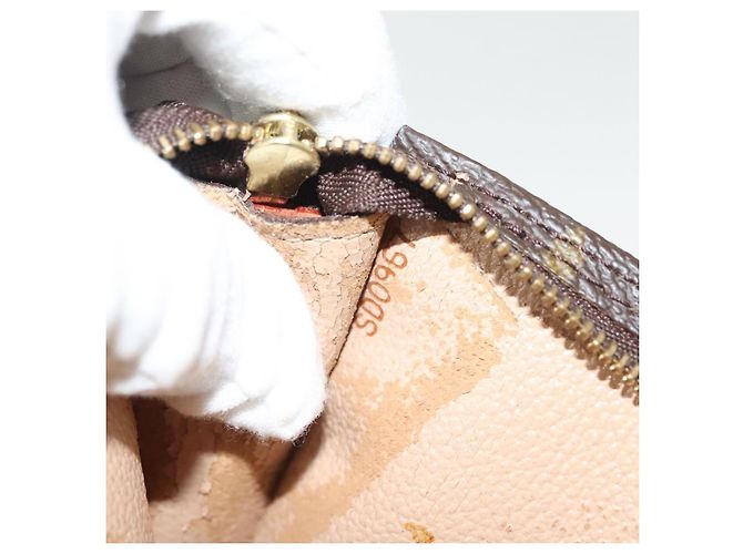 LOUIS VUITTON Monogram Bucket PM Accessory Pouch LV Auth 137294 - view 17