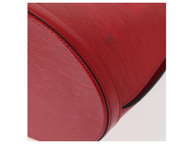 LOUIS VUITTON Epi Cluny Shoulder Bag Red M52257 LV Auth 142909 - view 11