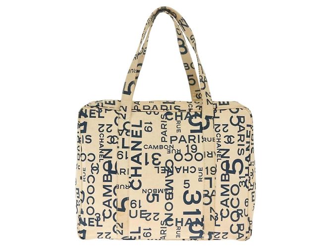 CHANEL Bisy Linie Tote Bag aus Canvas Weiß CC Auth 141391 - Ansicht 2