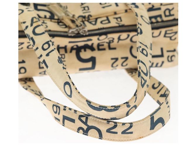 CHANEL Bisy Linie Tote Bag aus Canvas Weiß CC Auth 141391 - Ansicht 7