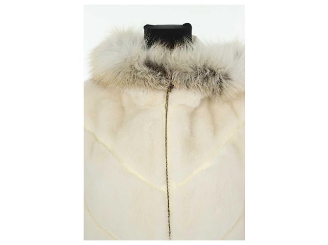 Yves Salomon White fur coat - view 2