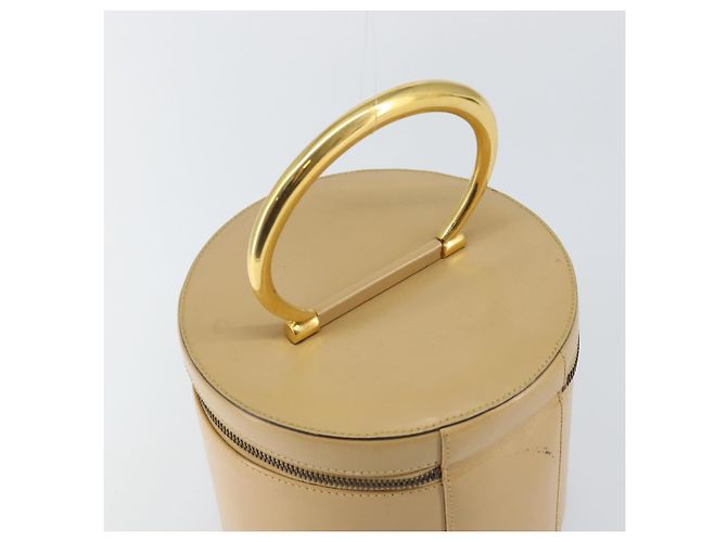 Céline Pochette Vanity in pelle metal beige oro Auth bs29414 D'oro - vista 6