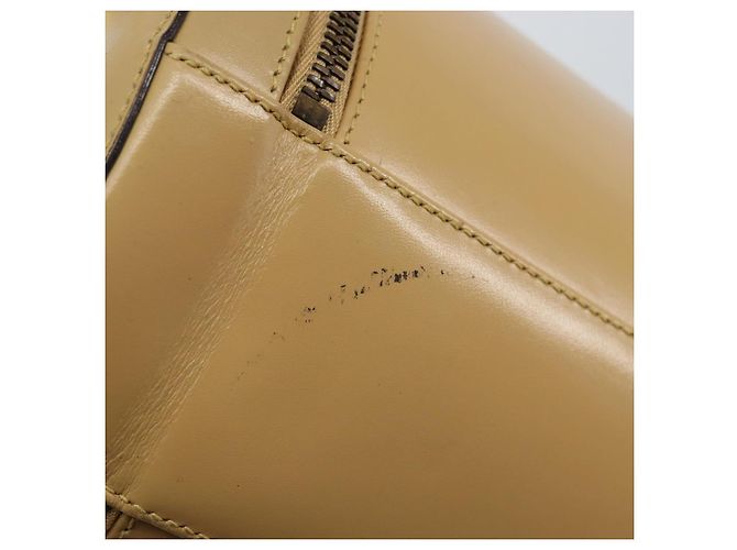 Céline Pochette Vanity in pelle metal beige oro Auth bs29414 D'oro - vista 9