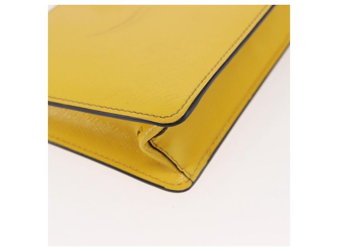 Saffiano Borsa a Spalla PRADA in Pelle Safiano Gialla Argento Auth 142941 Giallo - vista 9
