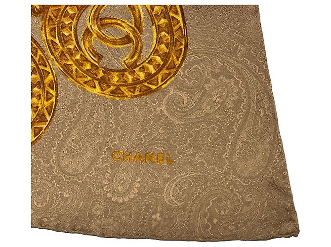 Bufanda cuadrada de seda twill con estampado de cadena Chanel topo / oro Beige - vista 7