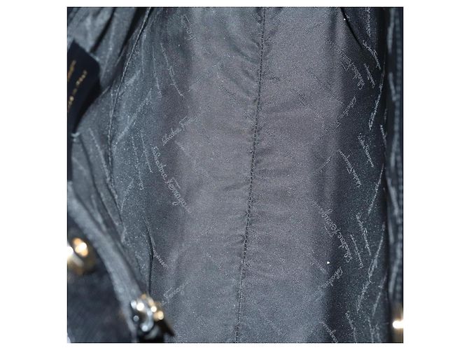 Borsa Gancini in pelle vinilica Salvatore Ferragamo 3 pezzi Nero Blu Auth BA5853 Blu navy - vista 7