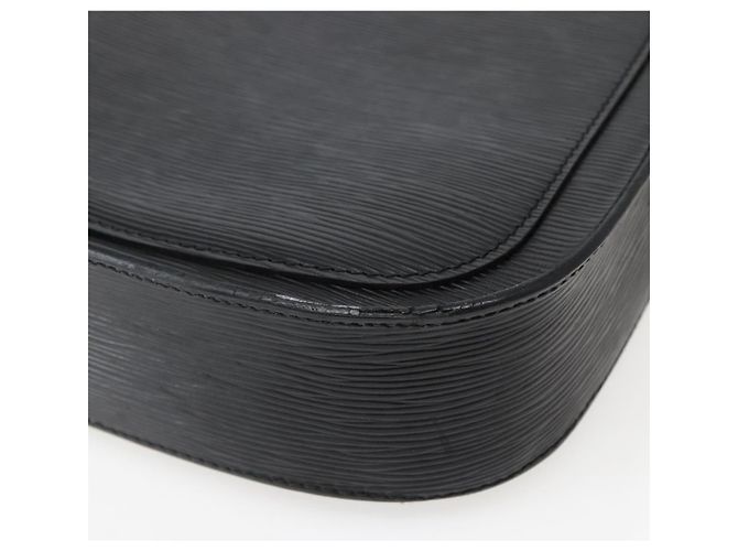 LOUIS VUITTON Sac Saint Cloud GM en Épi Monogram Noir M52192 Auth LV 144110 - vue 12