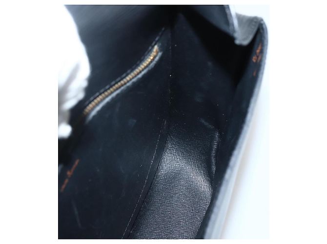 LOUIS VUITTON Sac Saint Cloud GM en Épi Monogram Noir M52192 Auth LV 144110 - vue 21