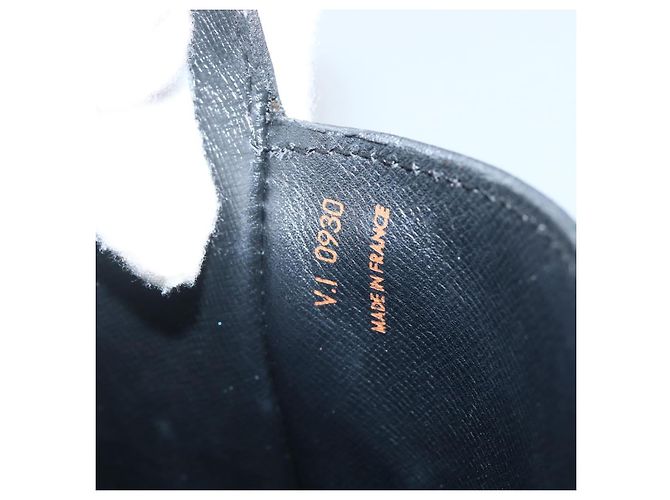 LOUIS VUITTON Sac Saint Cloud GM en Épi Monogram Noir M52192 Auth LV 144110 - vue 25