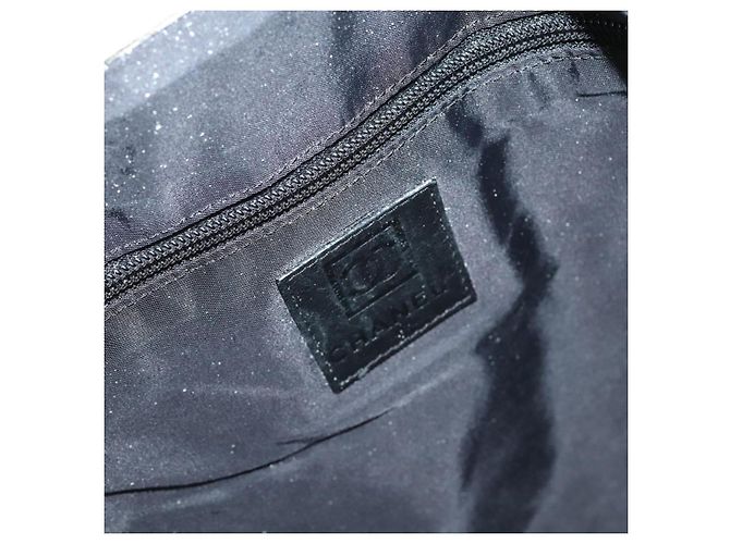 CHANEL Borsa a Spalla Matelassé Sportiva in Tela Bianca Argento CC Auth 142035 Bianco - vista 17