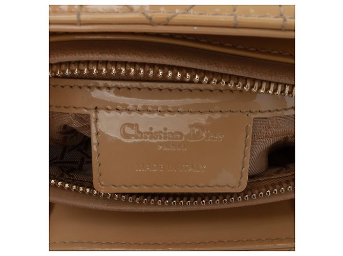 Dior Beige Large Patent Cannage Lady Dior - vista 5